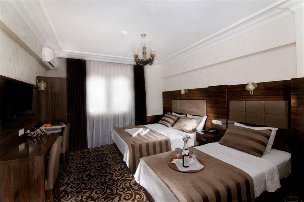 Pelikan Hotel Istambul Exterior foto