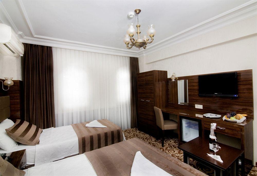 Pelikan Hotel Istambul Exterior foto